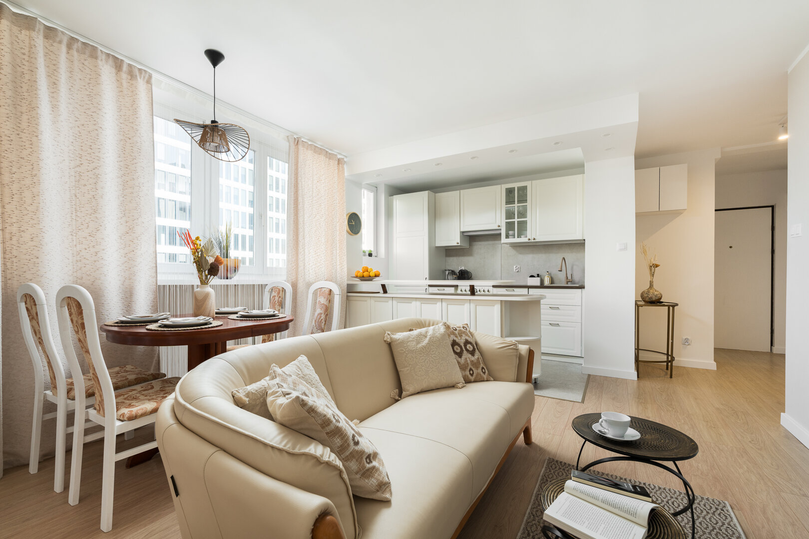 Cozy Apartment Varso View by TataRento Cozy Apartment Varso View by TataRento